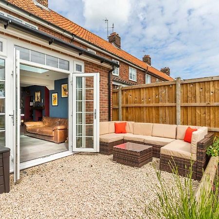 Host & Stay - Church Lane Cottage Filby Exteriör bild