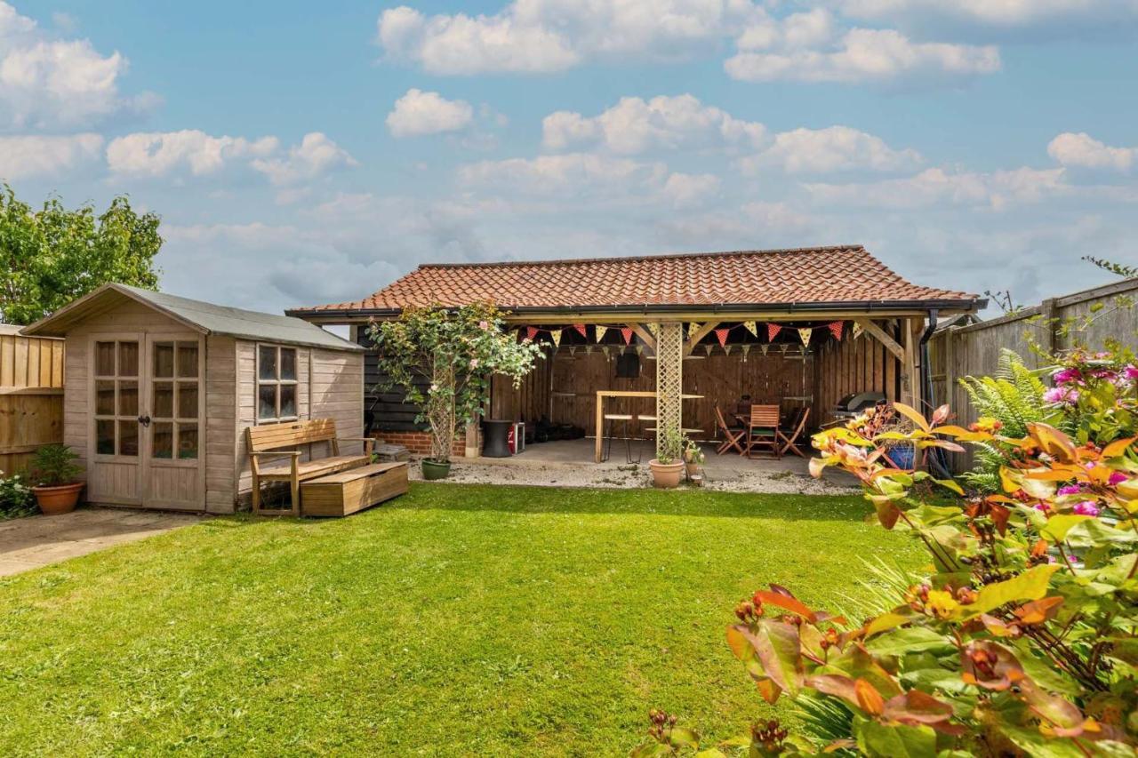 Host & Stay - Church Lane Cottage Filby Exteriör bild